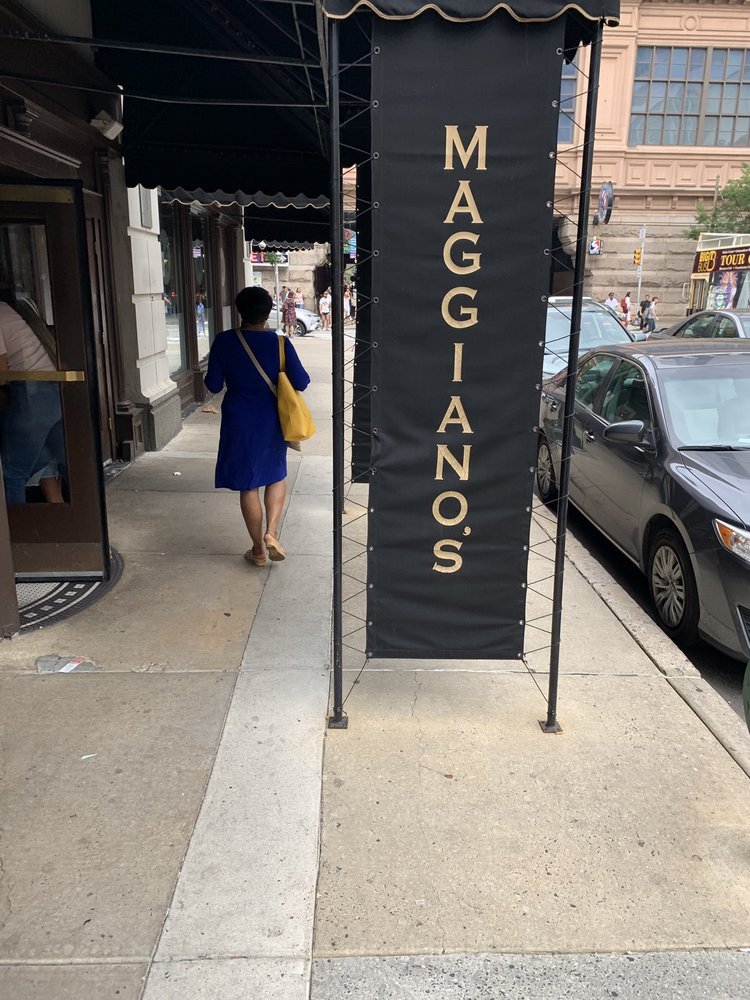 Maggiano's